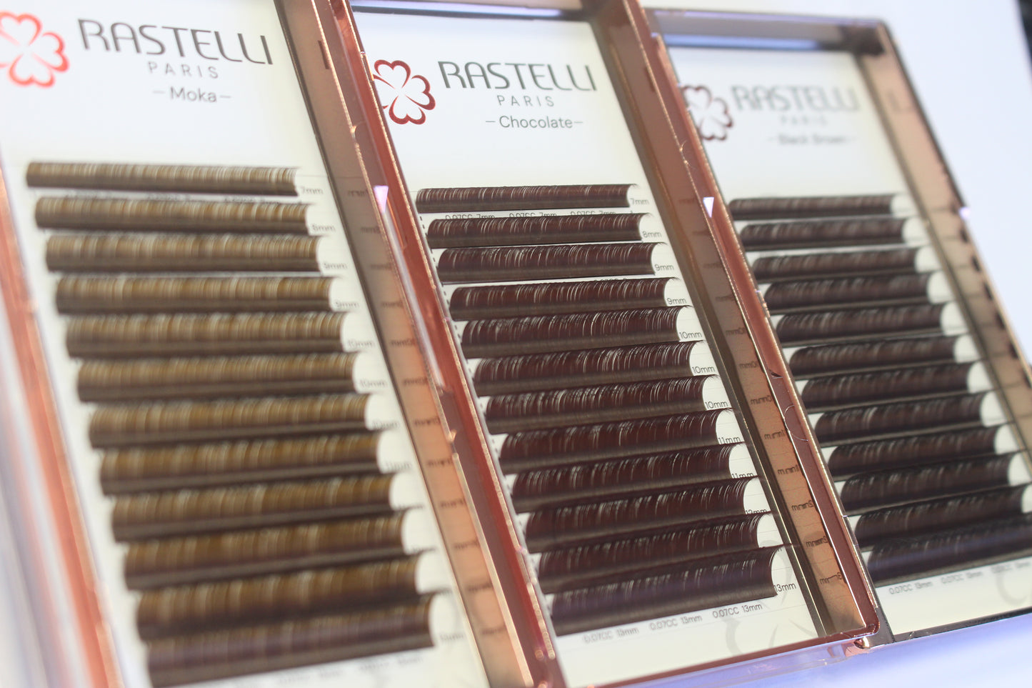 Extensions de cils marron 0.07 – Moka, Chocolat et Dark Brow