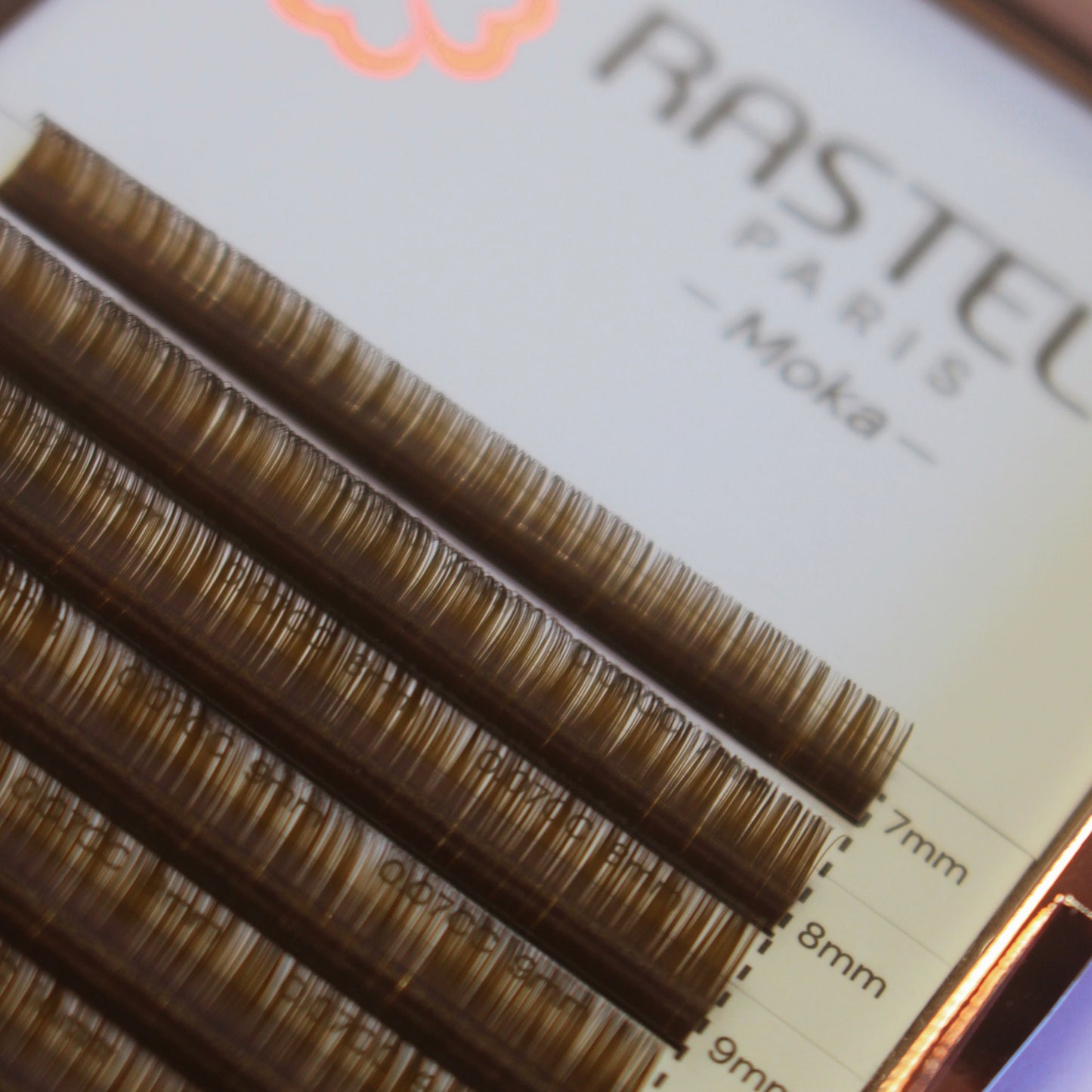 Extensions de cils marron 0.07 – Moka, Chocolat et Dark Brow