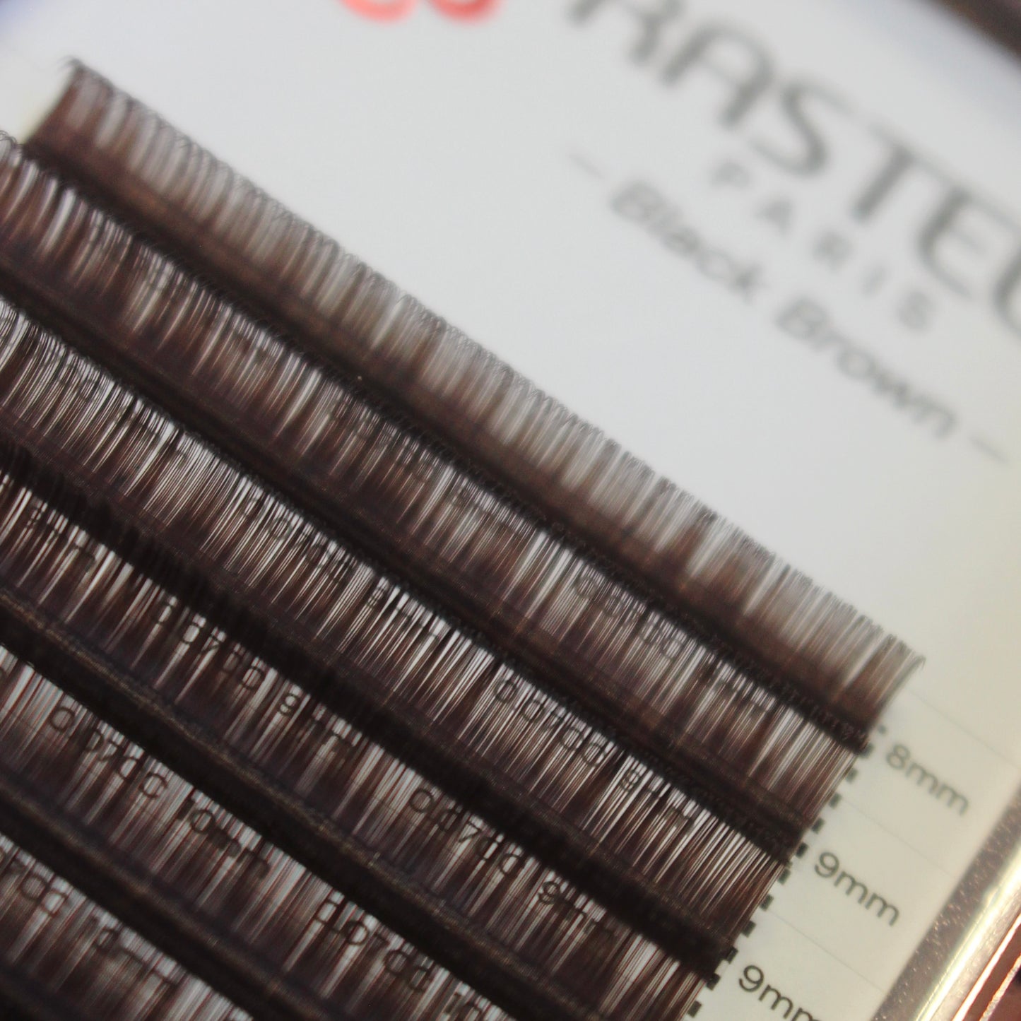 Extensions de cils marron 0.07 – Moka, Chocolat et Dark Brow